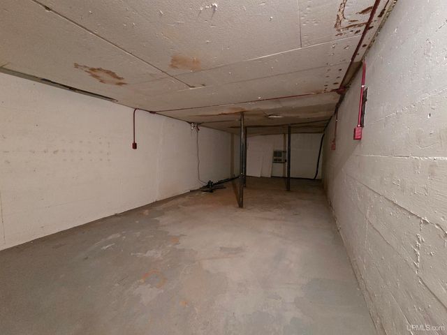 4280 Us 2 W Highway, Iron River, MI 49935