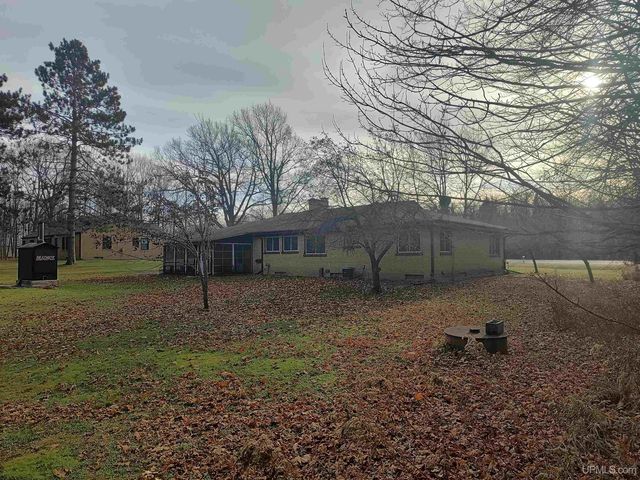 4280 Us 2 W Highway, Iron River, MI 49935