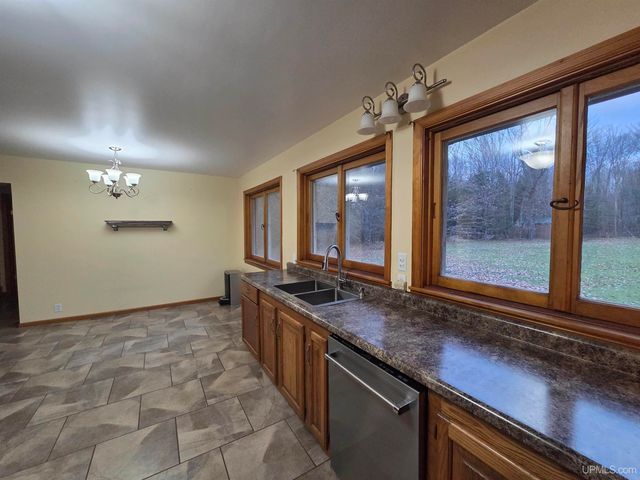 4280 Us 2 W Highway, Iron River, MI 49935