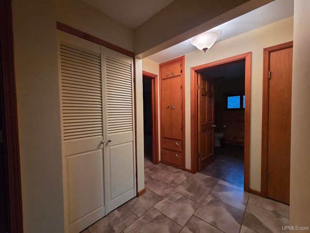 4280 Us 2 W Highway, Iron River, MI 49935