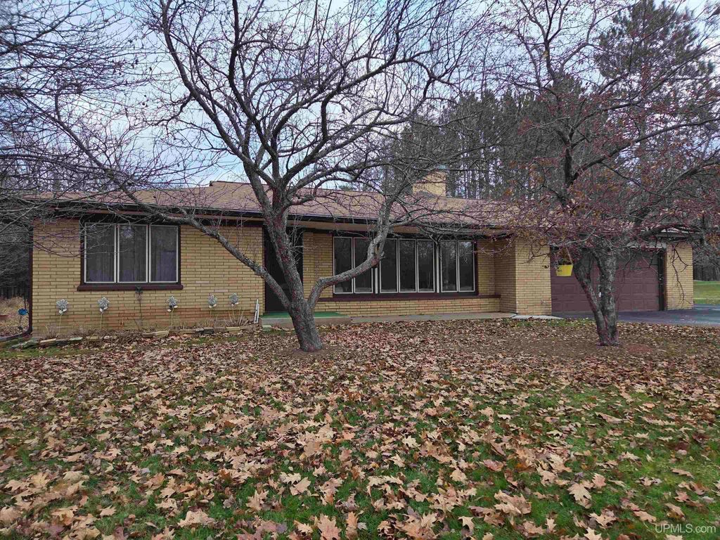 4280 Us 2 W Highway, Iron River, MI 49935