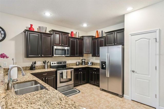 1420 MOON VALLEY, Davenport, FL 33896