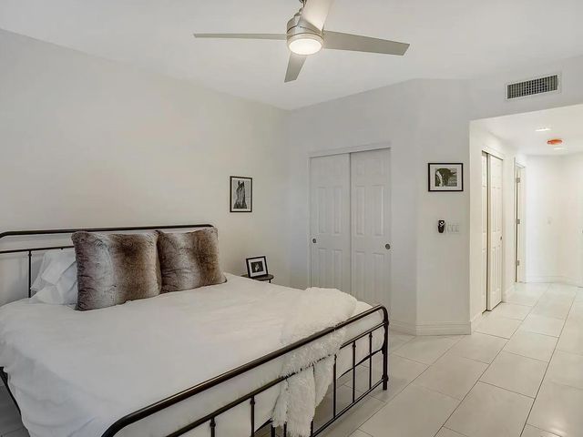 5249 E Shea Boulevard Unit 115, Scottsdale, AZ 85254