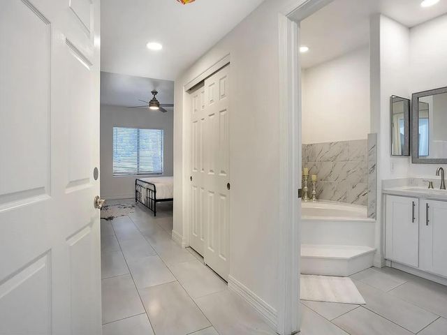 5249 E Shea Boulevard Unit 115, Scottsdale, AZ 85254