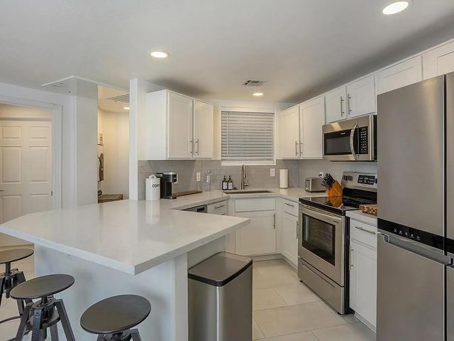 5249 E Shea Boulevard Unit 115, Scottsdale, AZ 85254