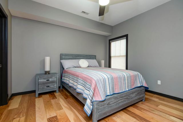 5521 S Ridge Top Avenue, Springfield, MO 65804