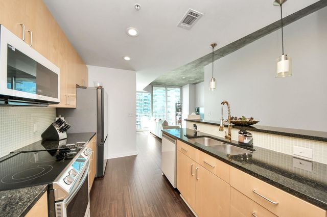 5925 Almeda Road 12408, Houston, TX 77004