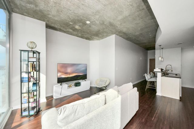 5925 Almeda Road 12408, Houston, TX 77004