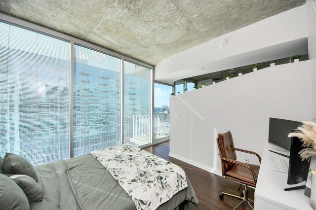 5925 Almeda Road 12408, Houston, TX 77004