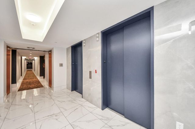 5925 Almeda Road 12408, Houston, TX 77004