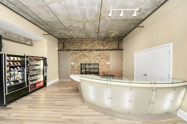 5925 Almeda Road 12408, Houston, TX 77004