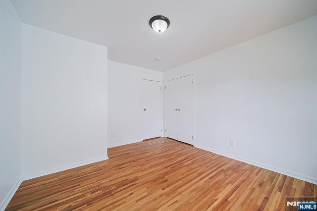 93 Myrtle Avenue 1, Edgewater, NJ 07020