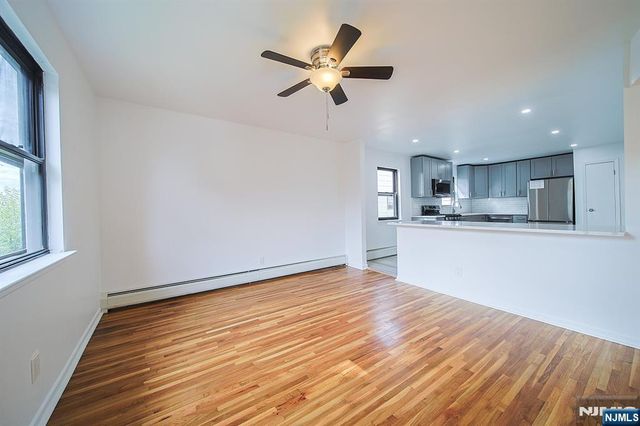 93 Myrtle Avenue 1, Edgewater, NJ 07020