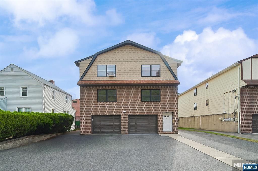 93 Myrtle Avenue 1, Edgewater, NJ 07020