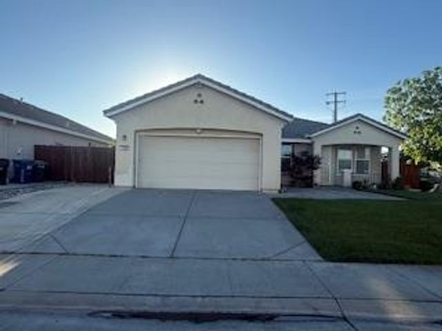 7950 Roseview Way, Sacramento, CA 95828