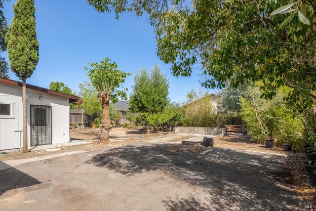 605 Curtin Ln, Sonoma, CA 95476