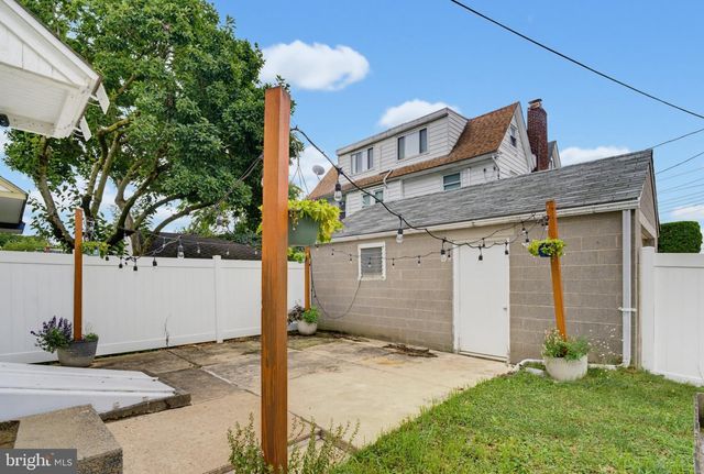 1210 HOLLYWOOD AVE, Havertown, PA 19083