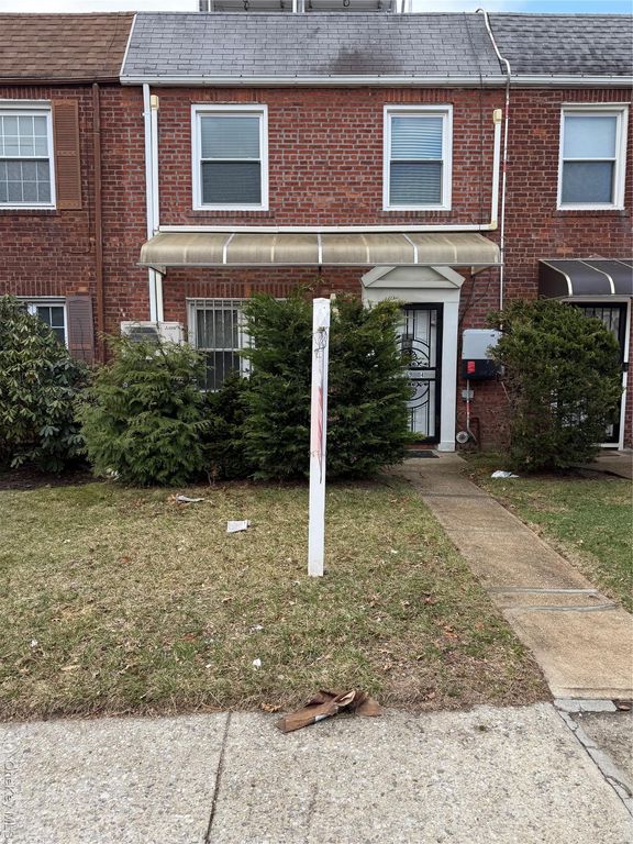16904 22ND Avenue, Whitestone, NY 11357