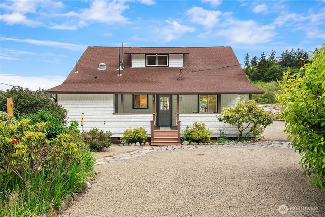 22113 Dockton Road SW, Vashon, WA 98070