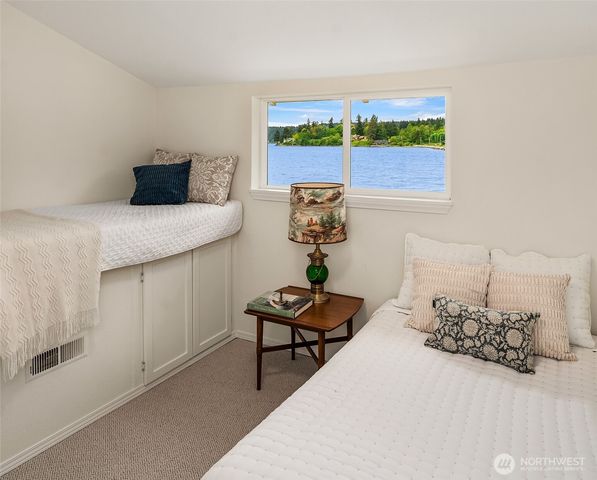 22113 Dockton Road SW, Vashon, WA 98070