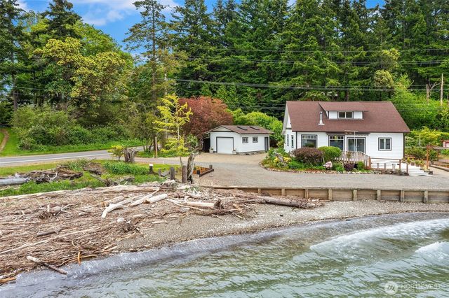 22113 Dockton Road SW, Vashon, WA 98070