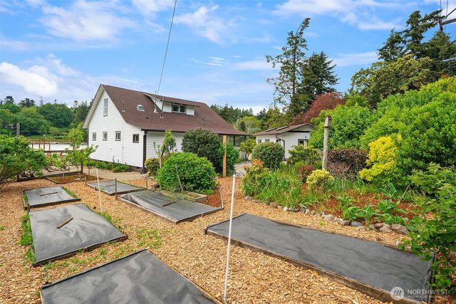 22113 Dockton Road SW, Vashon, WA 98070