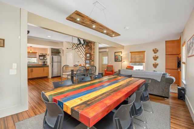 260 East Main Street, Conway, NH 03818