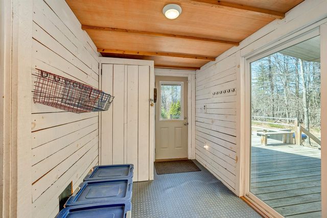 260 East Main Street, Conway, NH 03818