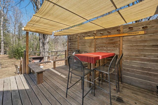 260 East Main Street, Conway, NH 03818