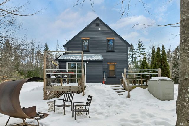 260 East Main Street, Conway, NH 03818