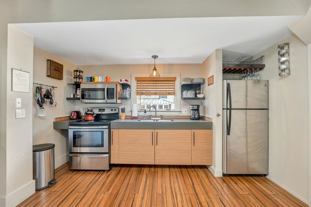 260 East Main Street, Conway, NH 03818