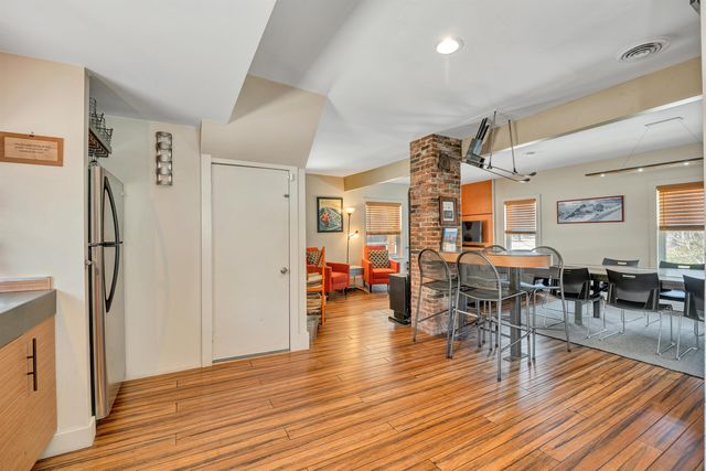 260 East Main Street, Conway, NH 03818