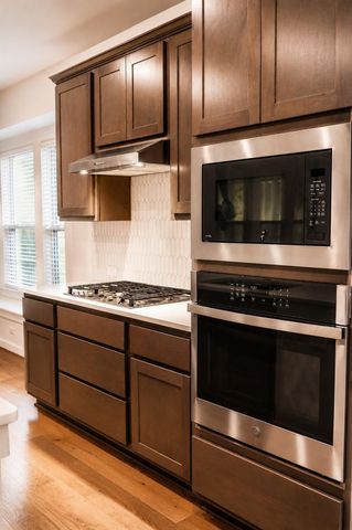 112 Rosebush DR, Liberty Hill, TX 78642