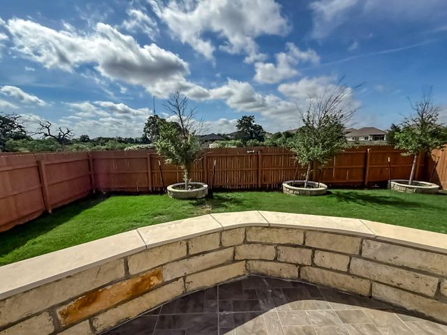 112 Rosebush DR, Liberty Hill, TX 78642