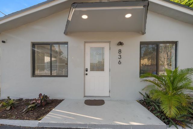 836 SW 13th Court, Pompano Beach, FL 33060