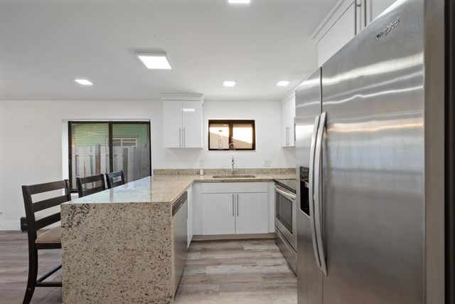 836 SW 13th Court, Pompano Beach, FL 33060