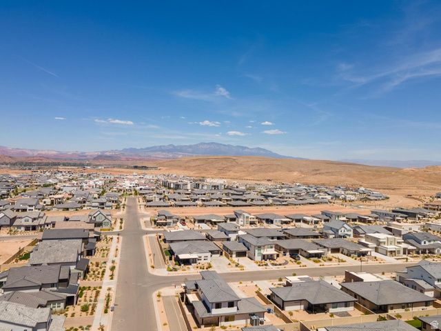 755 W JUNIPER DR, St. George, UT 84790