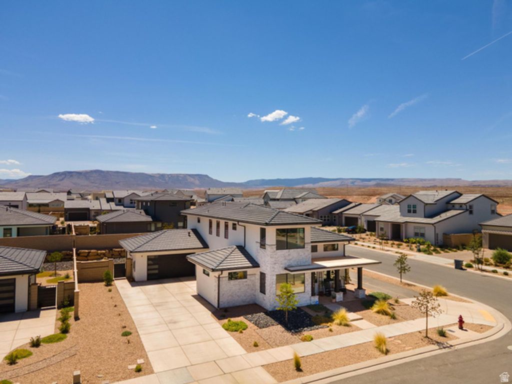 755 W JUNIPER DR, St. George, UT 84790