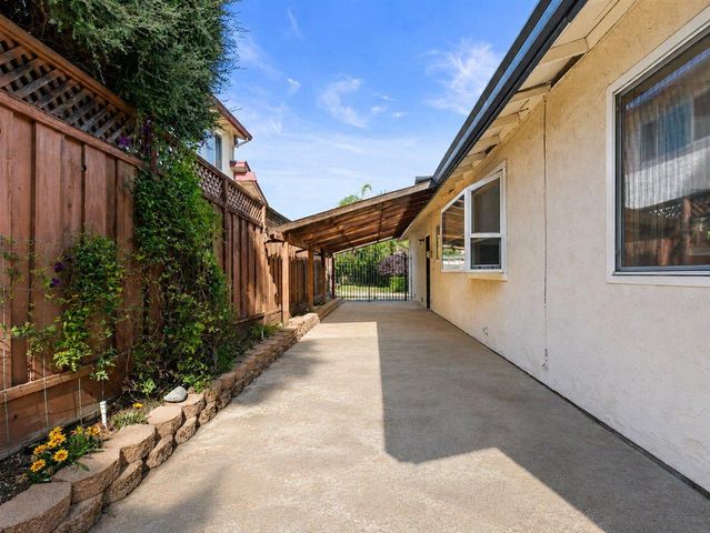 8417 Cranford Way, Citrus Heights, CA 95610