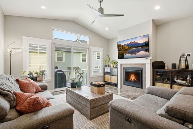 1465 E SEGO LILY CT, Layton, UT 84040