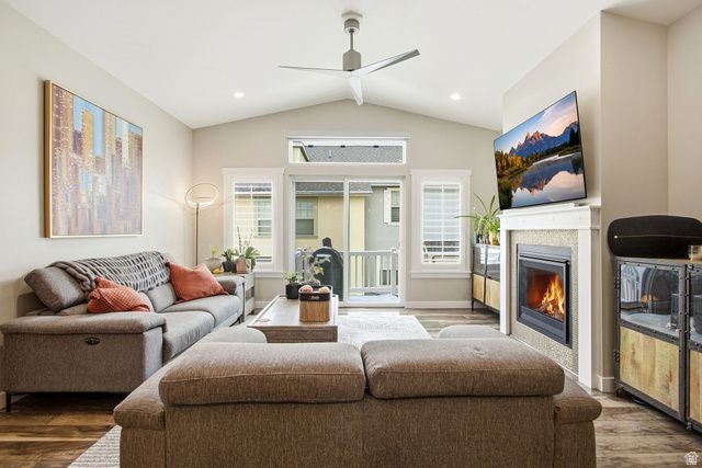 1465 E SEGO LILY CT, Layton, UT 84040