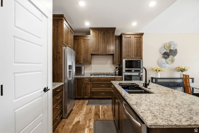 1465 E SEGO LILY CT, Layton, UT 84040