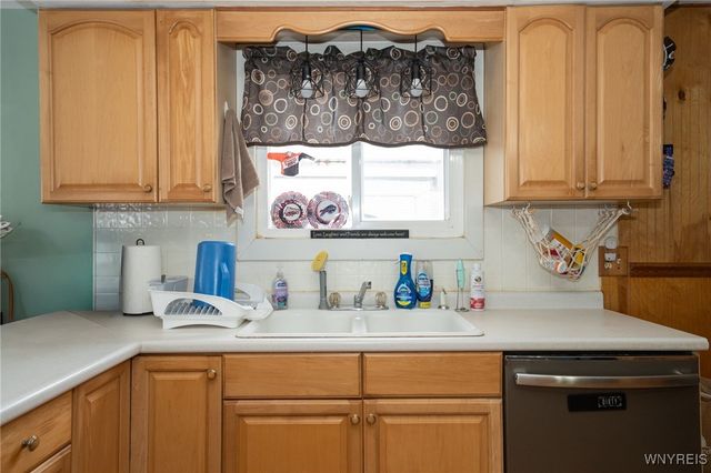 9374 Steffi Drive, Evans, NY 14006