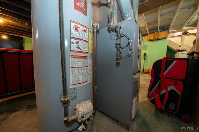 9374 Steffi Drive, Evans, NY 14006