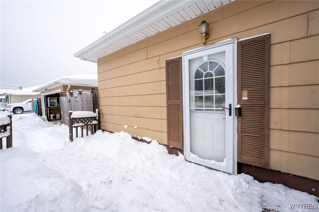 9374 Steffi Drive, Evans, NY 14006