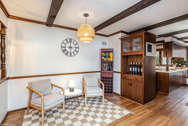 6729 W Menominee Parkway, Palos Heights, IL 60463