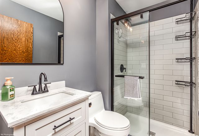 6729 W Menominee Parkway, Palos Heights, IL 60463