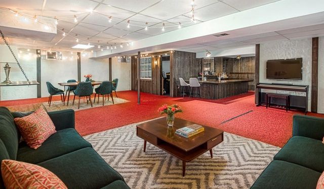 6729 W Menominee Parkway, Palos Heights, IL 60463