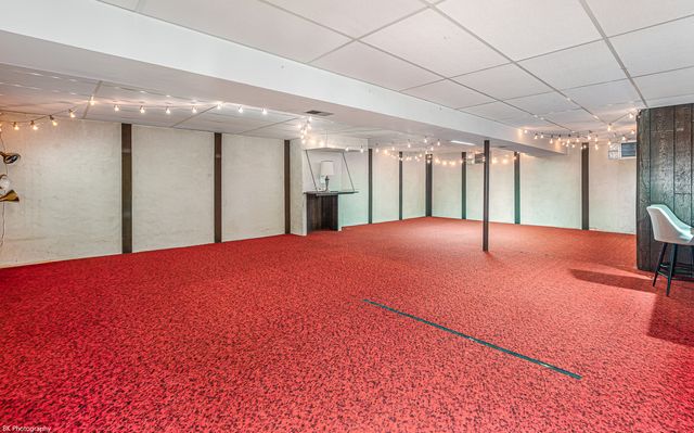 6729 W Menominee Parkway, Palos Heights, IL 60463