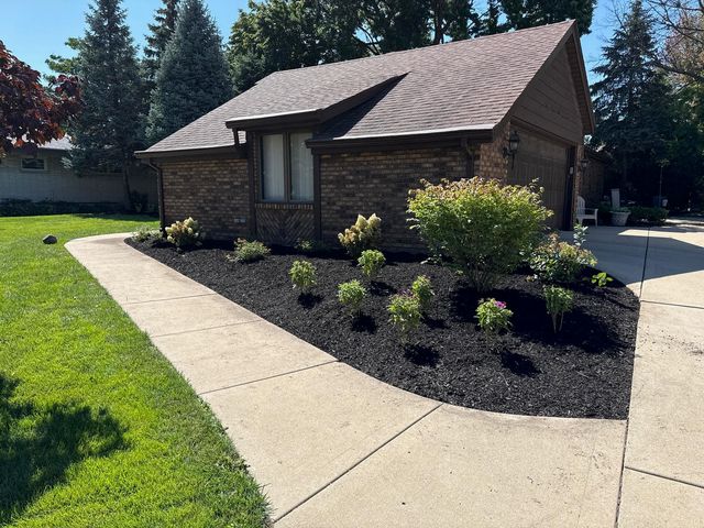 6729 W Menominee Parkway, Palos Heights, IL 60463